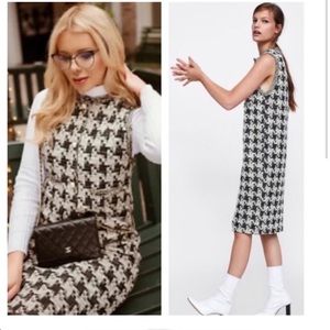 Zara Black & White Houndstooth Tweed Gold Chain Trim Pearl Button Midi Dress